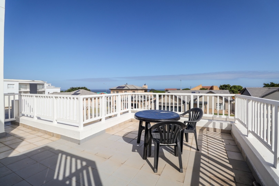 4 Bedroom Property for Sale in Reebok Western Cape